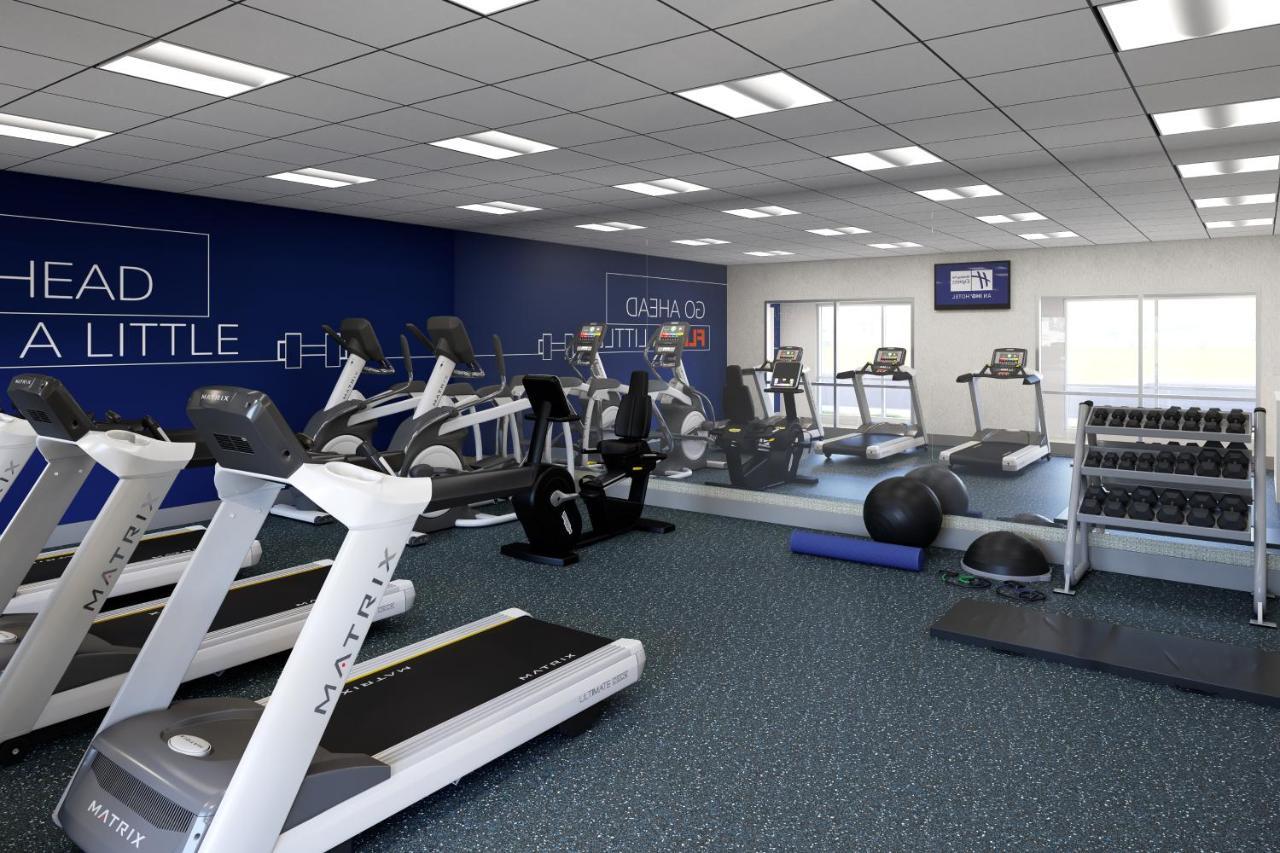 Holiday Inn Express & Suites Central Omaha By Ihg Dış mekan fotoğraf