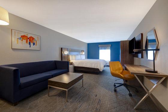 Holiday Inn Express & Suites Central Omaha By Ihg Oda fotoğraf
