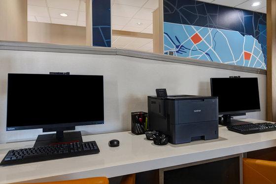 Holiday Inn Express & Suites Central Omaha By Ihg Konforlar fotoğraf